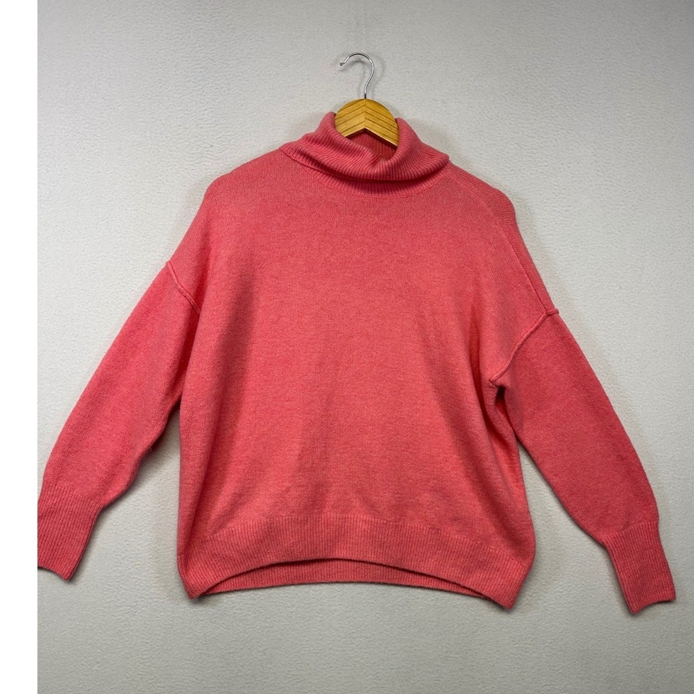 Cozy Barbiecore Vince Camuto Women Small Pink Turtleneck Knit Sweater Cozy Soft